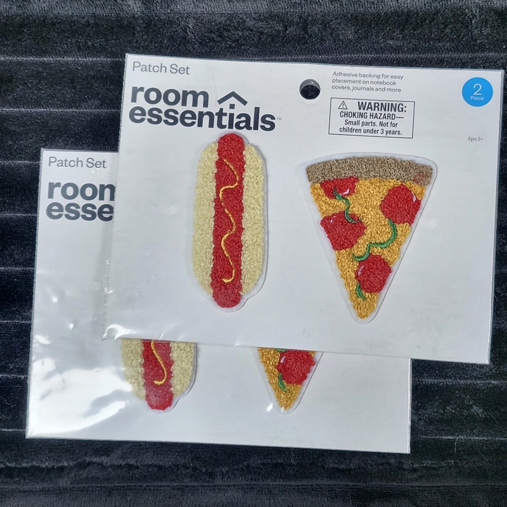 Room Essentials Fun Food Patch Set - Red and Yellow Hot Dog Pizza